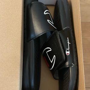 New With Tags! Champion Slides Size 8 Mens/10 Womens